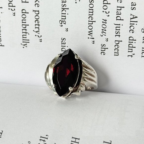 Sterling Silver 925 Marquise Cut Deep Red CZ Statement Ring Size 7 - Picture 1 of 5